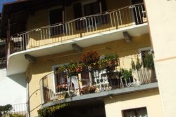 Frazione Coimo - Case del Centro